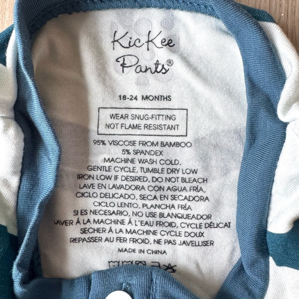Kickee Pants Whale Print Bamboo Pajamas Fresh Air Blue 18-24M NWOT 2 Piece - Picture 2 of 6
